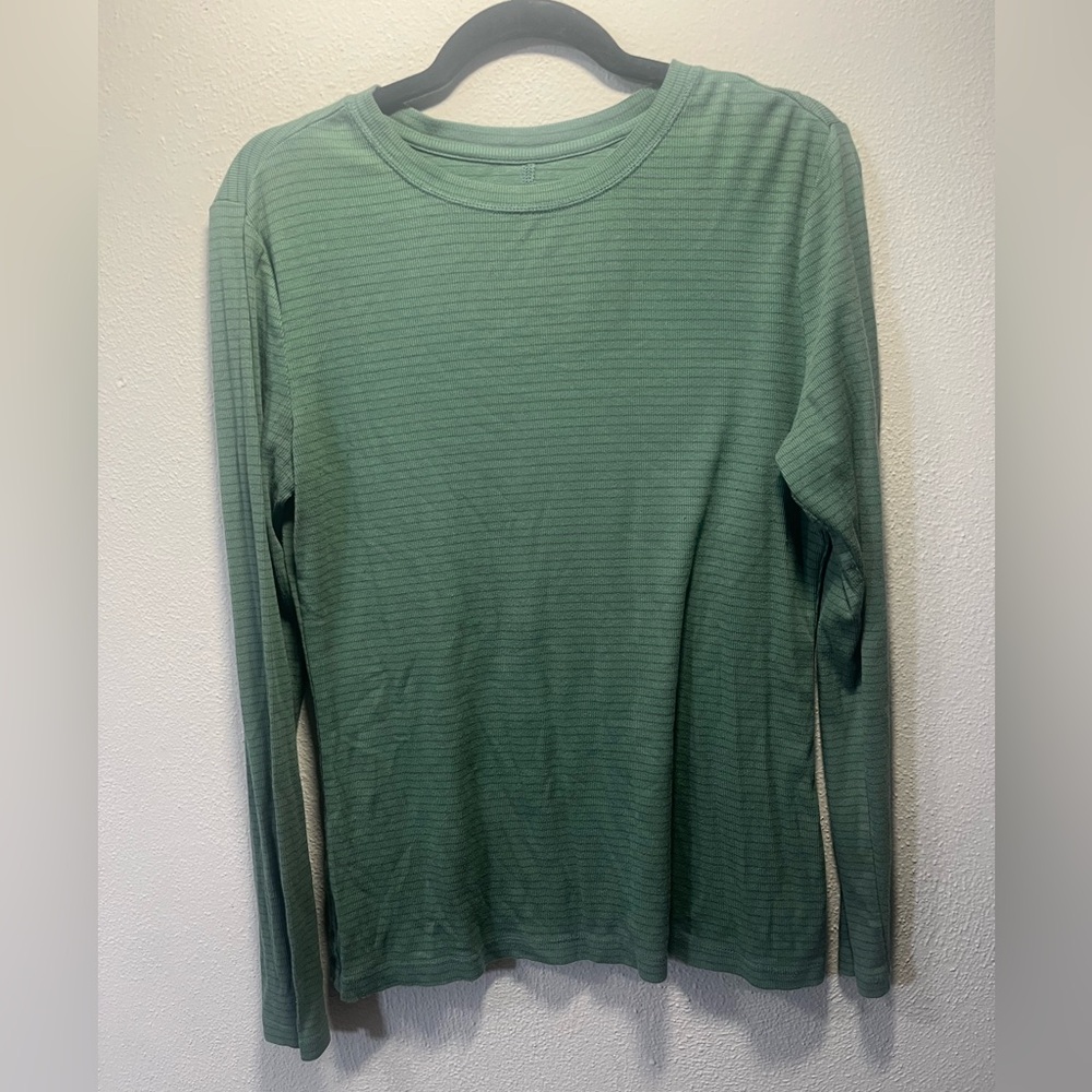 Universal Thread Ribbed Green and Grey Striped Top - Picture 2 of 4